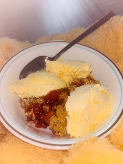 Strawberry Rhubarb Crisp