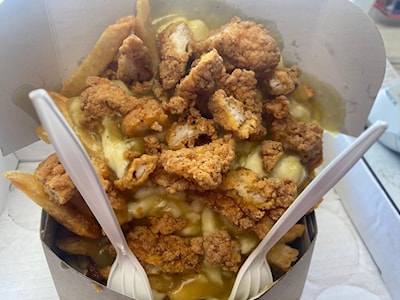 Chicken chunk poutine!