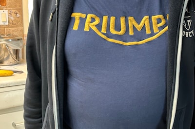 I guess with a quick glance you could mistake me for a Trump supporter:)