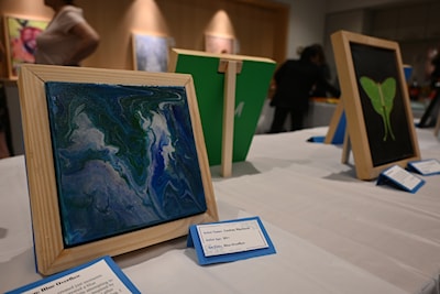 Lindsay Blacklock's 'Blue Overflow'